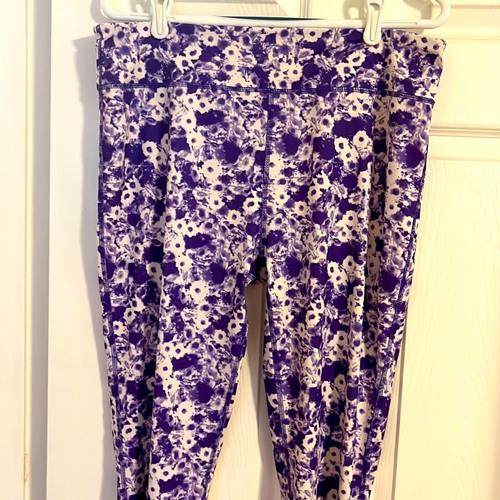 VOGO Athletica leggings